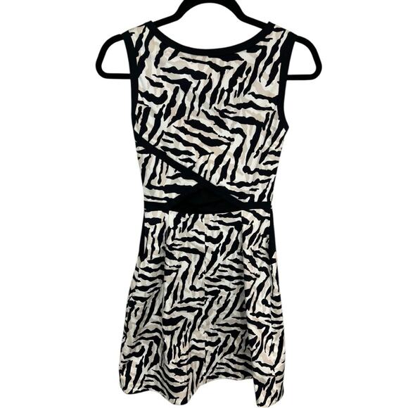 Karen Millen Zebra Print Shift mini Dress Back Cutout NEW - Picture 6 of 16